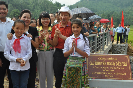 Khánh thành cầu 